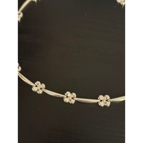 925 Milor Flower Station Necklace - Picture 3 of 7